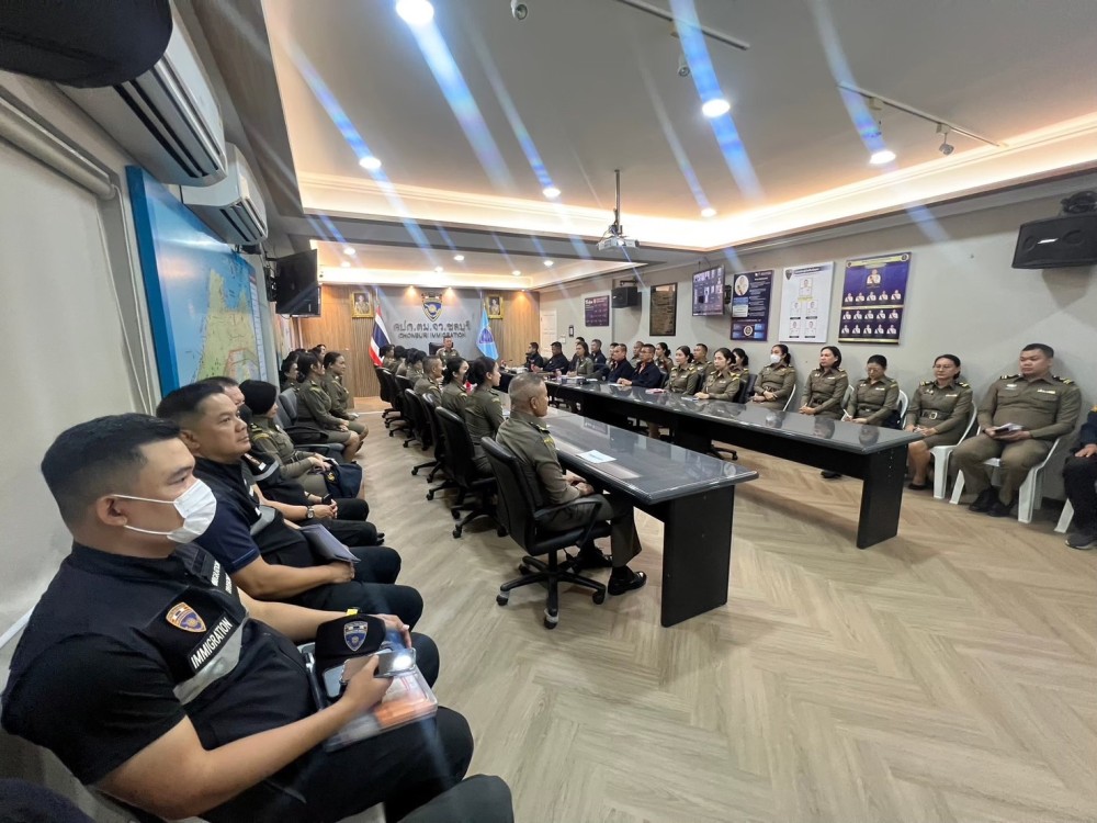 การประชุมคณะทำงานขับเคลื่อนและกำกับติดตามการประเมินคุณธรรมและความโปร่งใสในการดำเนินงานของหน่วยงานภาครัฐ (Integrity & Transparency Assessment : ITA) ของตรวจคนเข้าเมืองจังหวัดชลบุรี