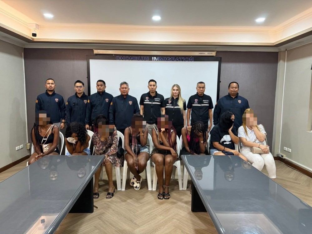 จับกุมคนต่างด้าว จำนวน 8 ราย (สัญชาติอูกันดา 5 ราย,สัญชาติอุซเบกิสถาน 2 ราย และสัญชาติมาดากัสการ์ 1 ราย)