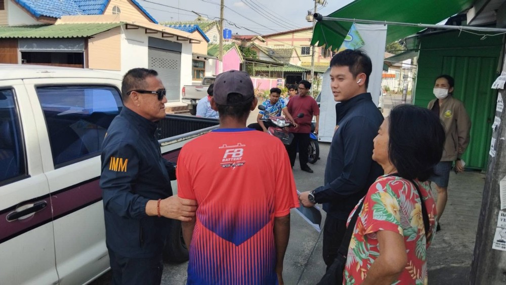 รับแจ้งจากหน่วยงานพัฒนาสังคมเทศบาลนครแหลมฉบังว่า ได้รับความเดือดรำคาญจากประชาชนในชุมชนบ้านหนองคล้าใหม่ มีคนต่างด้าวสัญชาติลาว เมาประพฤติตนวุ่นวาย